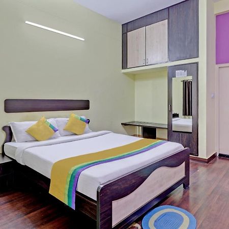 Guru Comforts Bangalore Exterior photo